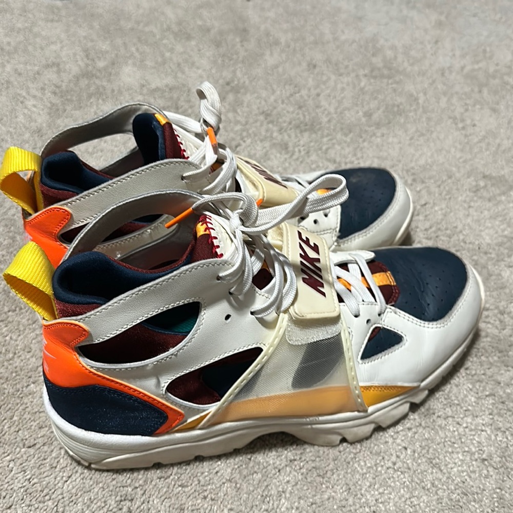Nike Air Trainer Huarache (city pride houston )